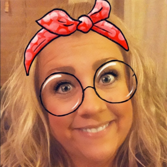 Meet your Posher, Julie - Picture 6 of 8